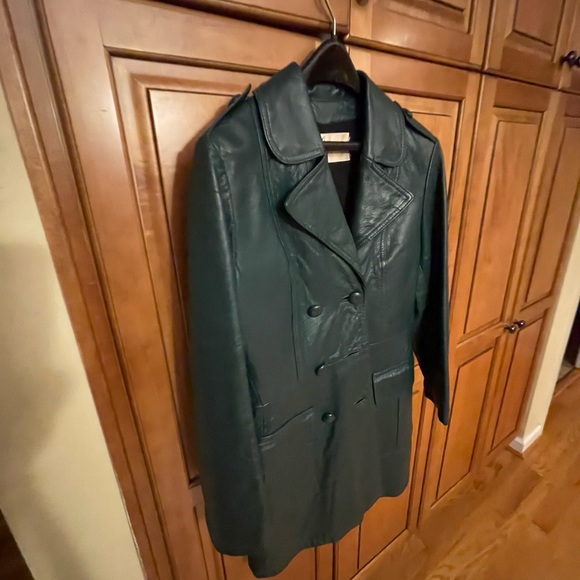 Leather coat- designer- Forrest green - Picture 2 of 7